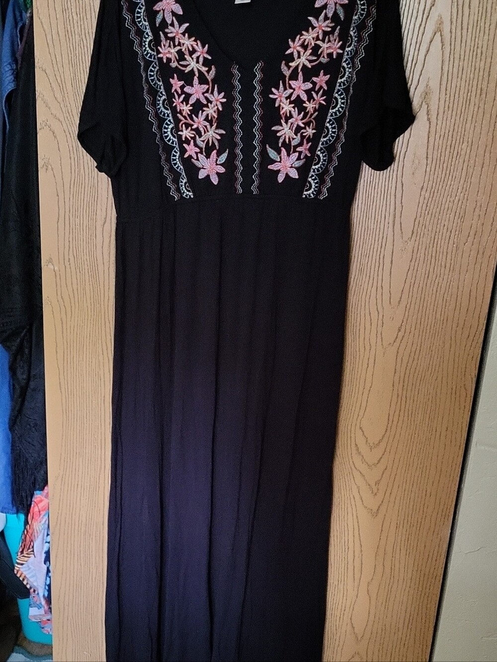 Style& Co Black Maxi Dress with Floral Embroidery Sz L